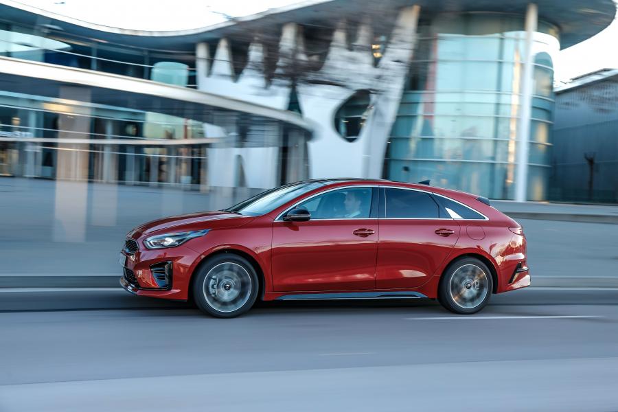  Kia ProCeed GT Line 2019 года  (WW) (фото 12 из 40)